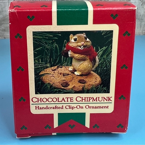 Hallmark Keepsake Ornament Chocolate Chipmunk Handcrafted Clip-On Ornament - Picture 1 of 4